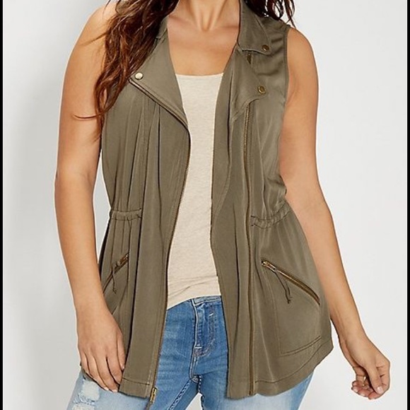 Maurices Sweaters - Maurices Green Bomber style vest
